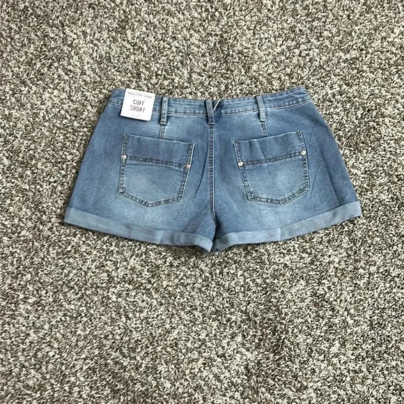 Vanilla Star Shorts for Women - Picture 2 of 4